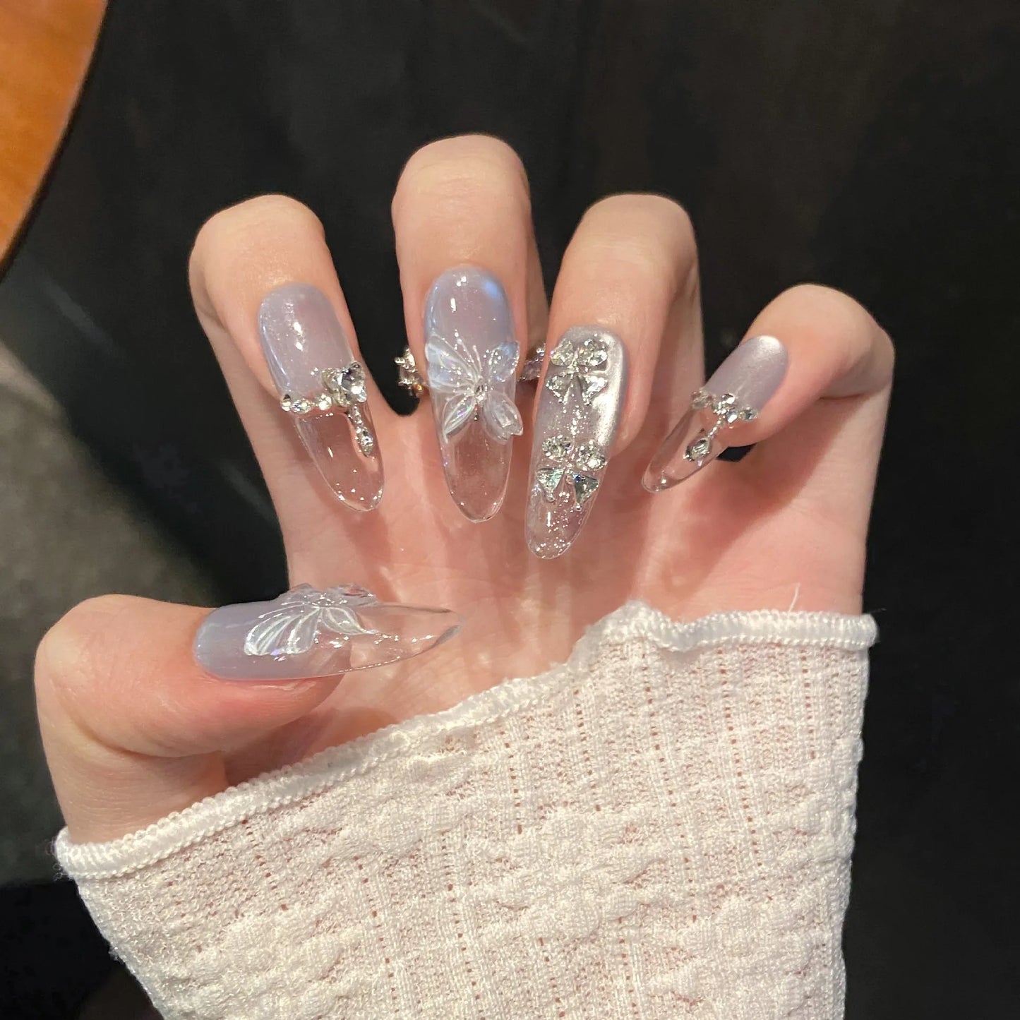 Glitter Cat's Eye Fake Nails Long Almond Gradient  Blue Handmade Press On Nails With Butterfiy Designs Gentle Wearable Manicure