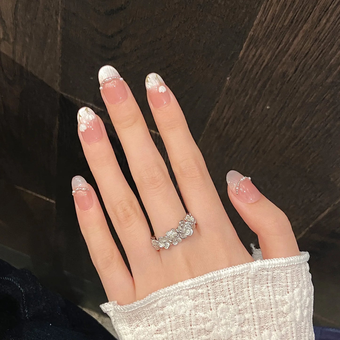 10pcs Hand-painted Tulip Fake Nail Patches Sweet Pink Pearl Cat's Eye Handmade Press On Nails Ins Simple False Nail For Summer