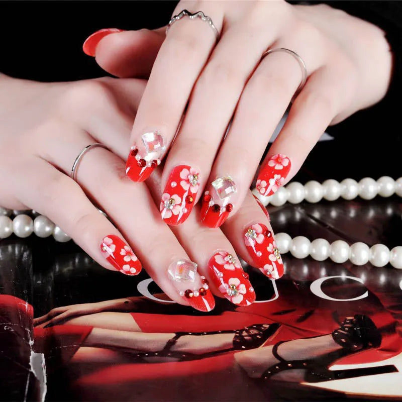 24PCS/Sets Wedding Bride Fake Nails Glitter Crystal Pearl Rhinestone Nail Patch Full Nail Tips Fingernail Women Nail Art Tips